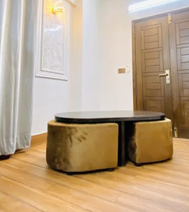 The Oblique Modular Centerpiece