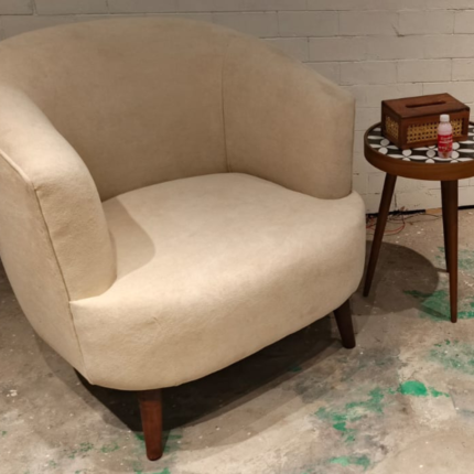 Luxurious off white Sofa